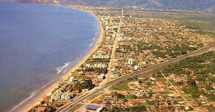 Vista aérea histórica de Itapema